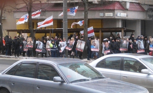 2013_03_24_12_51_29.jpg 2013_03_24_12_51_29.jpg