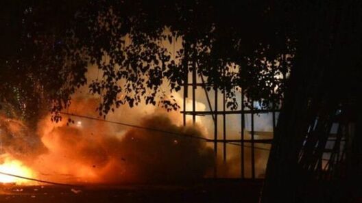 1/1 160410051805_incendio_india_kerala_640x360_bbc_nocredit.jpg