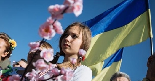 Украіна. З'ехаць з краіны хочуць 65% грамадзян