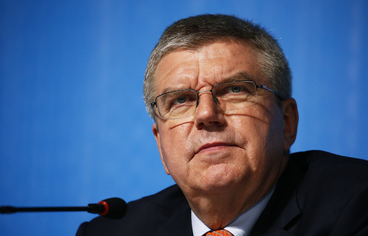 Томас Бах © EPA / LARRY W. SMITH Томас Бах © EPA / LARRY W. SMITH