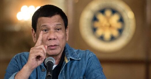 Дутэртэ прыпыніў вайну з наркотыкамі і ўзяўся за карупцыю
