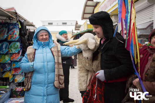 24/24 _mg_2718_logo.jpg