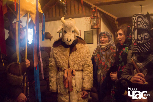 10/24 _mg_2979_logo.jpg