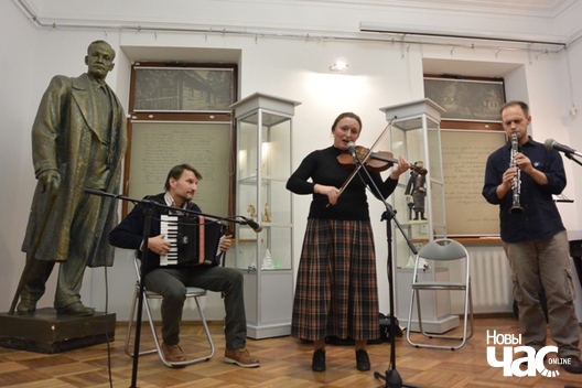 Аляксей Крукоўскі, Кацярына Радзівілава, Раман Яраш Аляксей Крукоўскі, Кацярына Радзівілава, Раман Яраш