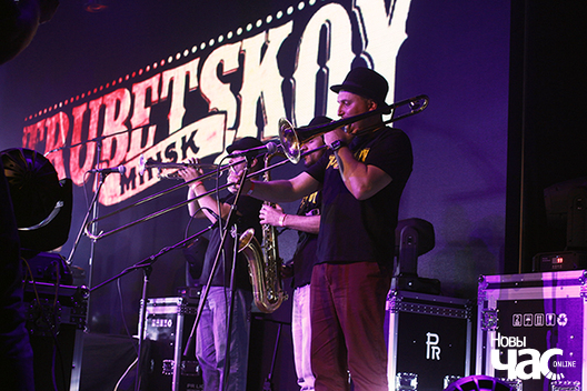 aposhnm_sjurprizam_dlja_gledacho__logo.jpg aposhnm_sjurprizam_dlja_gledacho__logo.jpg