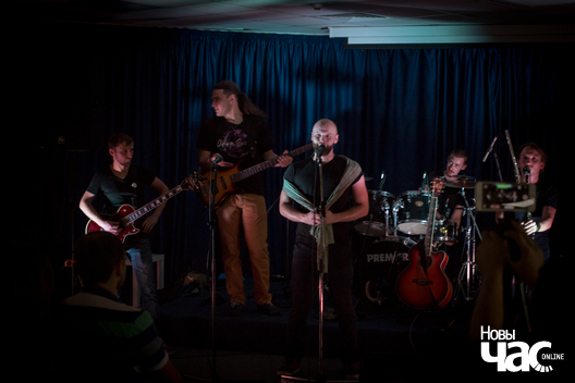 14/37 aposzni_kancert_zaspjavaj_3.0__pavel_aksinovicz__23__logo.jpg