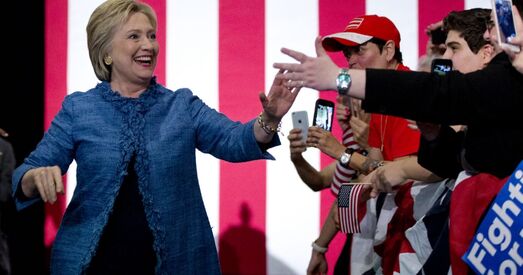 Хілары Клінтан афіцыйна абралі кандыдатам у прэзідэнты ЗША