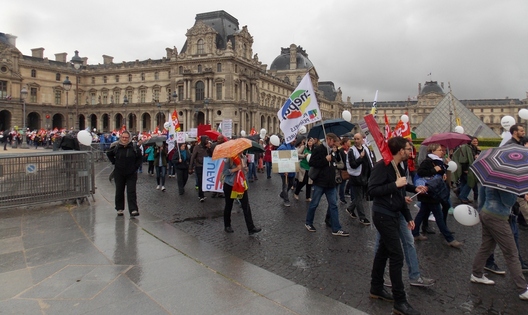 Парыж. Акцыя пратэсту 10 мая Парыж. Акцыя пратэсту 10 мая