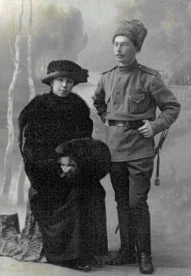 gasan_kanapack_z_zhonkaj_1917_god_logo.jpg gasan_kanapack_z_zhonkaj_1917_god_logo.jpg