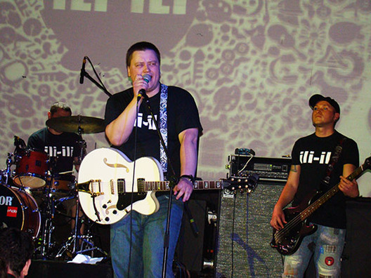 gurt_ili_ili.jpg gurt_ili_ili.jpg