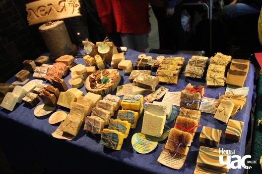 15/23 img_2508_logo.jpg