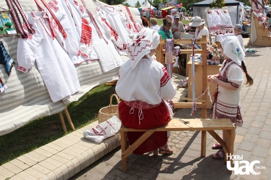 8/25 img_2527_logo.jpg