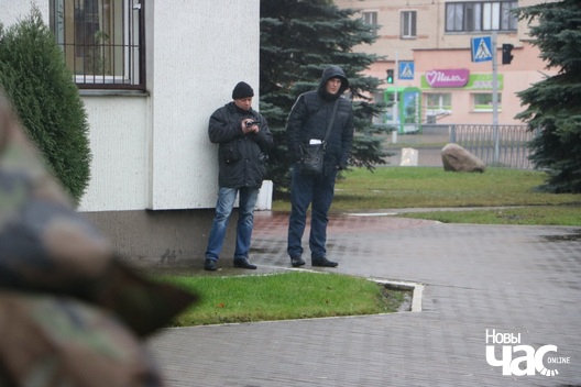 11/12 img_4367_logo.jpg