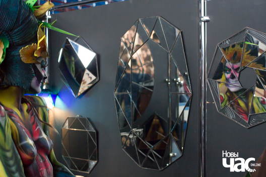 15/30 img_4698_1_logo.jpg