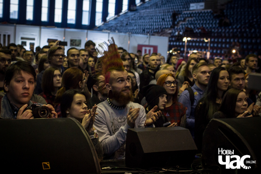 22/30 img_4819_logo.jpg