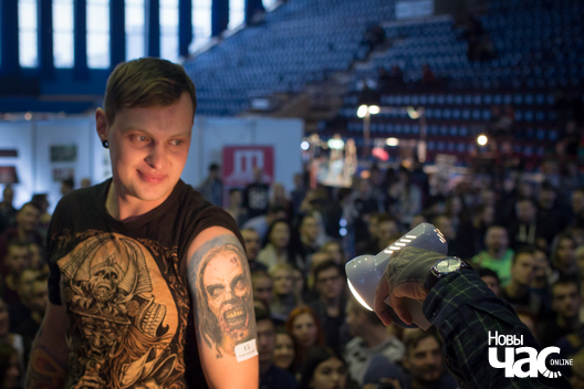 25/30 img_4851_logo.jpg