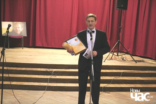 img_9421_logo.jpg img_9421_logo.jpg