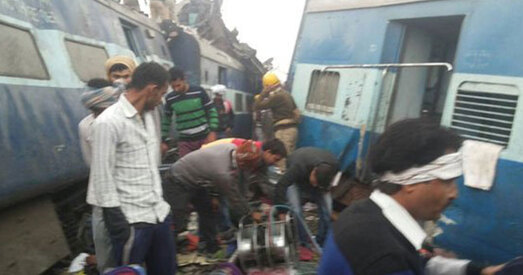 У Індыі адбылося крушэнне цягніка. Колькасць загінулых перавысіла 90 чалавек