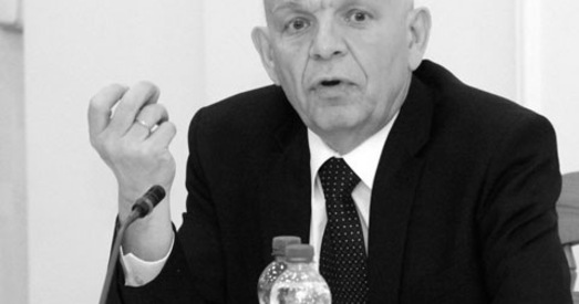 Памёр Мікалай Лазавік