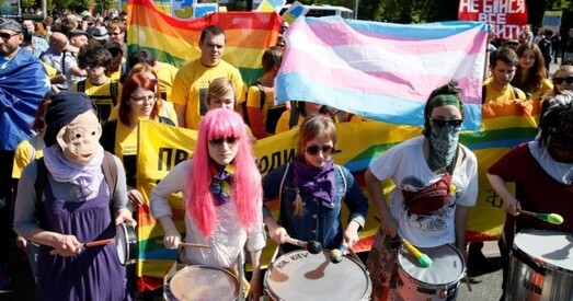 У Кіеве прайшоў Марш роўнасці «Кіеў Прайд-2016» (фота)