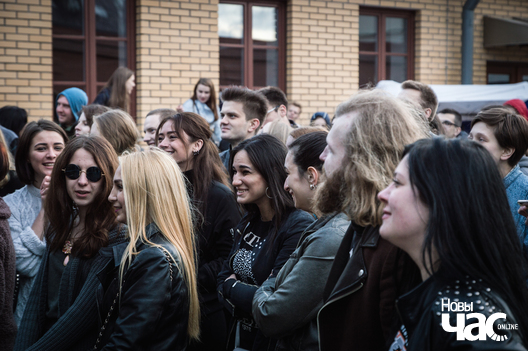 10/15 mutnaevoka__1_of_1__17_logo.jpg