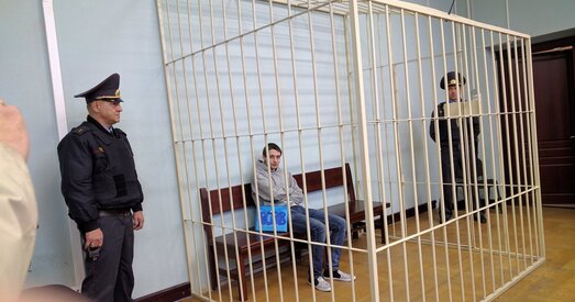 Паліенка вызвалены з-пад варты ў залі суда