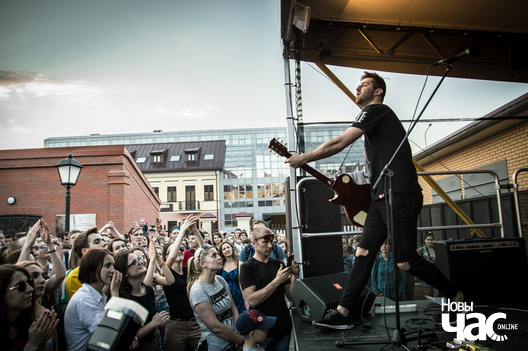 8/19 peszehodka__1_of_1__18_logo.jpg