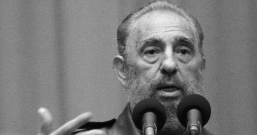 Памёр Фідэль Кастра