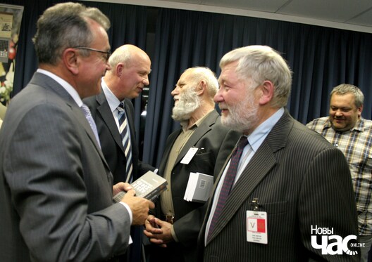 4/8 prezentacyja_knihi_adzin_dzen_palitznjavolenaha_20.05.09_logo.jpg