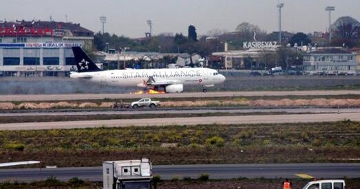 У Стамбуле прызямліўся пасажырскі самалёт, у якога загарэўся рухавік