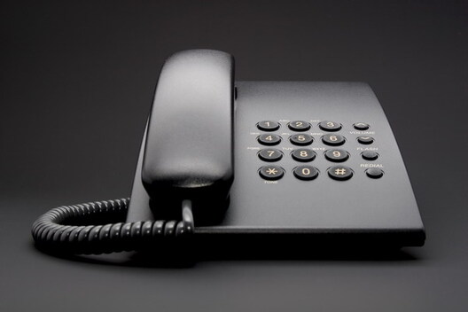 telefon_1.jpg telefon_1.jpg