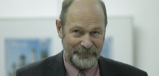 trusau1_833x400.jpg trusau1_833x400.jpg