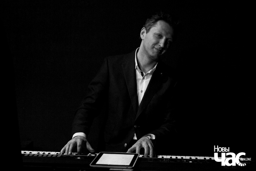 5/16 vajcjuszkevicz__zimni_kancert__pavel_aksinovicz___9__logo.jpg