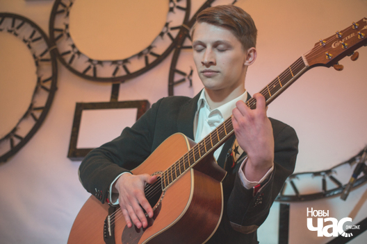 6/20 zaspjavaj_10_czervenja__pavel_aksinovicz___8__logo.jpg